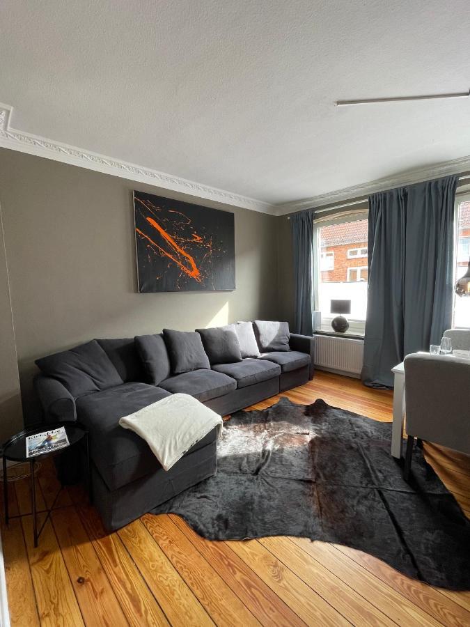 Apartamento Altbaucharme Deluxe Mit Balkon In Zentraler Lage Kiel Exterior foto