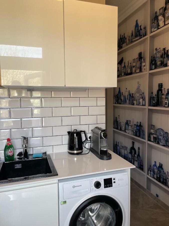 Apartamento Altbaucharme Deluxe Mit Balkon In Zentraler Lage Kiel Exterior foto