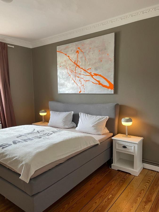 Apartamento Altbaucharme Deluxe Mit Balkon In Zentraler Lage Kiel Exterior foto